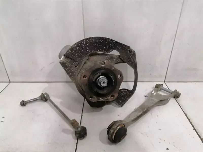 Porsche Boxster 718 Right Front Hub 99134115805 Wheel Bearing Housing Front Right