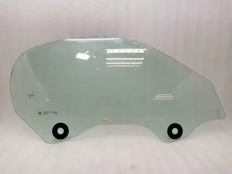 Porsche Boxster 718 right front door glass 98154251202 door window front right
