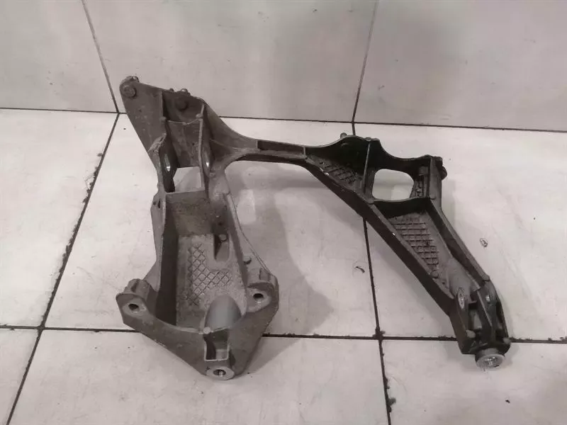 Porsche Cayman 718 right subframe rear 98133115206 axle frame rear axle right