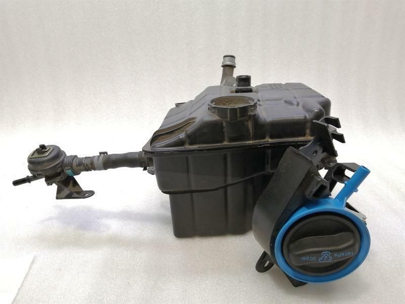 Porsche Boxster 718 expansion tank 982121407C expansion tank cooling water