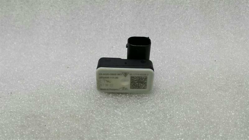 Porsche Cayman 718 Impact Sensor 99160611100 Accelerometer
