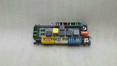 Mercedes ML W166 Fuse Box A1669063901 Fuse Box