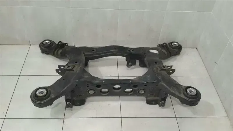 Mercedes ML W166 subframe rear A1663500032 axle frame rear axle