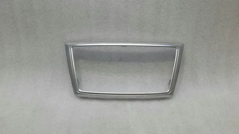 Mercedes ML W166 COMAND Trim A1666800317 Console Bezel