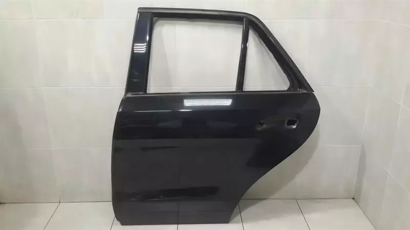 Mercedes ML W166 left rear door A1667300105 door rear left