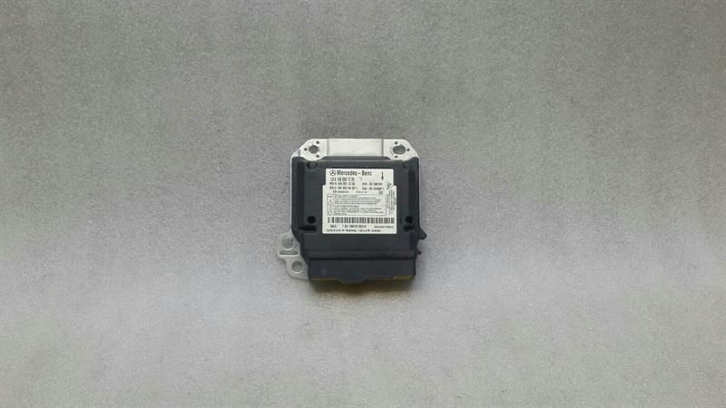 Mercedes ML W166 Safety Module ECU A1669001709 Air Control Unit SRS