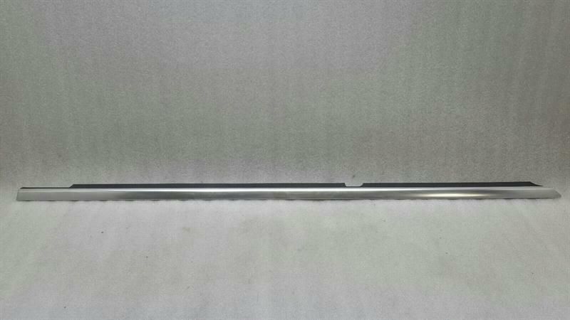 Mercedes ML W166 rear left body moulding A1667350365 strip rear left