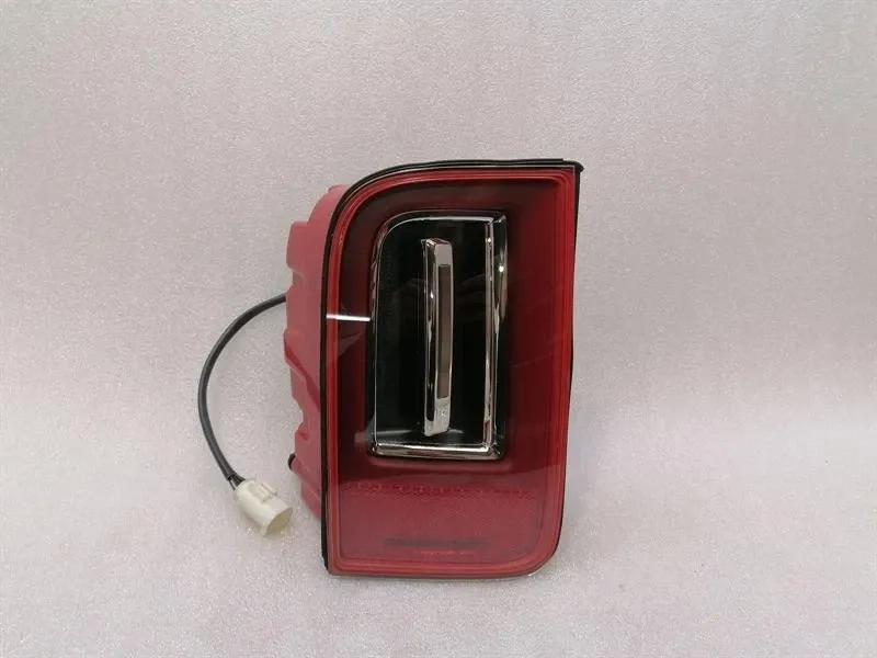 Rolls Royce Cullinan RR31 Left Rear Light 7447045 Tail Light Rear Left USA-