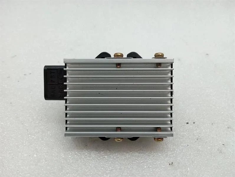 TOYOTA SUPRA MK4 A80 93-02 ELECTRONIC MODULE 89570-14240 FUEL PUMP ECU -