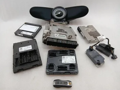 Porsche 911 992 Turbo S Engine ECU Set Cluster + DME 992907115 Engine ECU