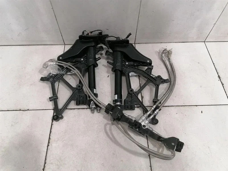 McLaren 720S coupe 14A1175CP rear spoiler hydraulics Aero brake cylinder set-