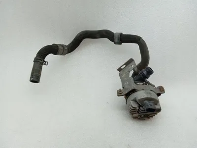 Mercedes C Class W205 Additional Cooling Pump A0005002400 Coolant Pump Pump -