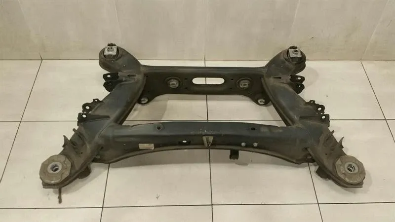 Mercedes C Class W205 Subframe Rear A2053507207 Axle Frame Rear Axle Frame-