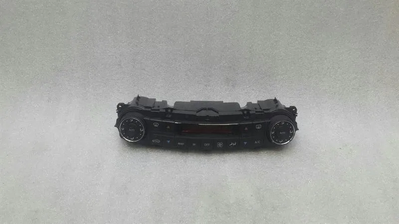 Mercedes CLS W219 Auto Climate Control A2198300685 Climate Control Panel -