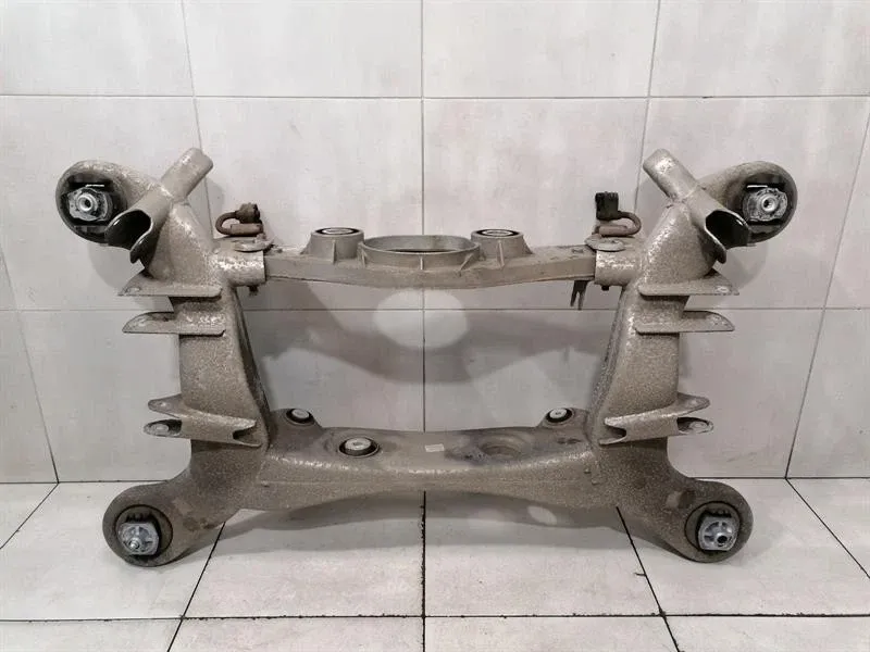 Mercedes CL W217 subframe rear A2213500508 axle frame rear axle-
