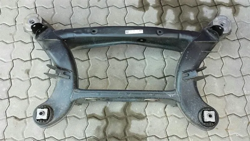 Mercedes C Class W205 Subframe Rear A2053507207 Axle Frame Rear Axle C220-