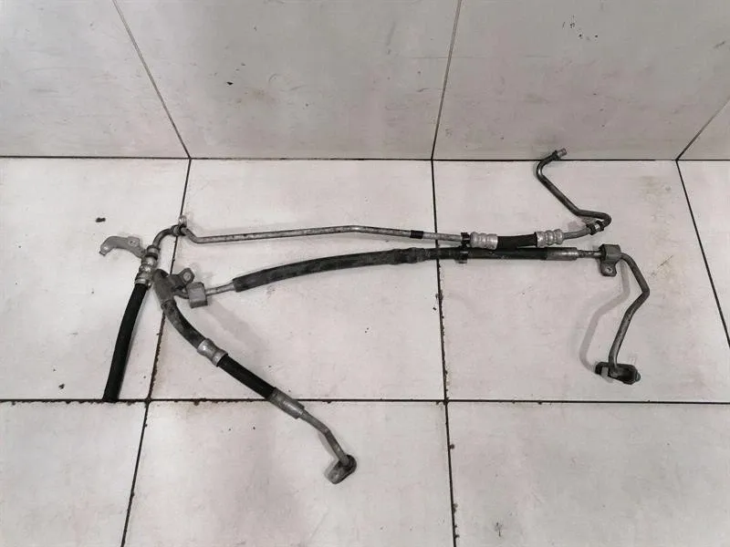 MERCEDES GT C190 GTS S COUPE POWER STEERING TROUSERS A1904603400 RIGHT HAND DRIVE RHD-