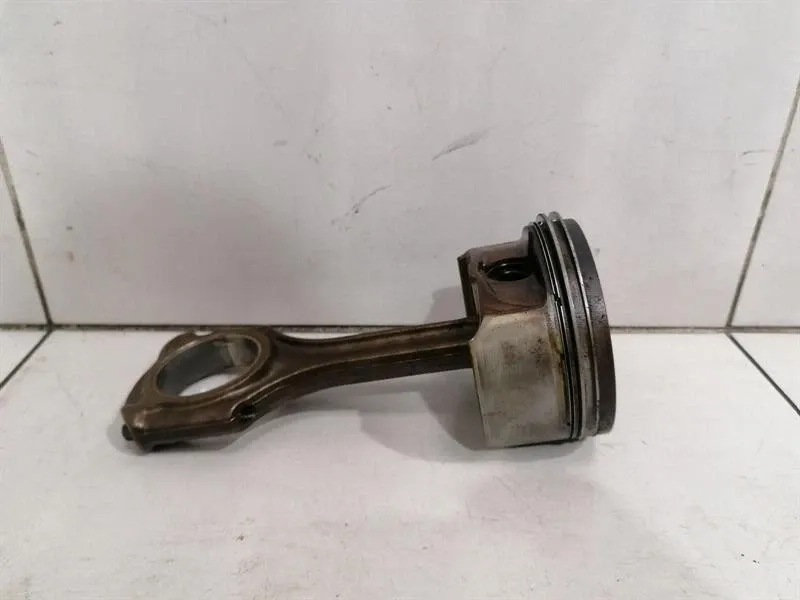 Mercedes E55 AMG W211 Piston A1130304317 Piston M113 V8 AMG