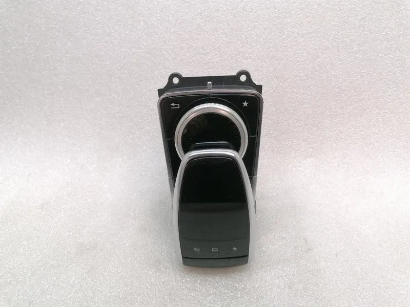 MERCEDES GT C190 GTS S COUPE Switchpad A2059006015 COAMND Switch -
