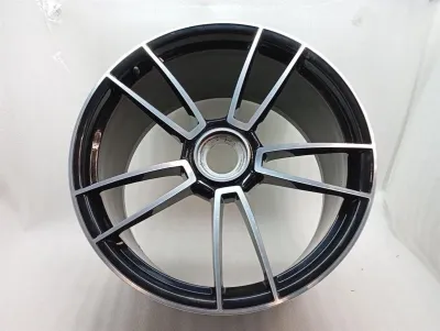 21 Porsche 911 992 Alloy Wheel 992601025AA Alloy Wheel Turbo S Center Lock -