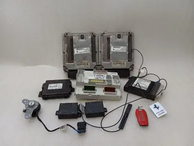 Ferrari GTC4 Lusso V12 F151M Engine ECU 337737 Engine Control Unit SET SET-