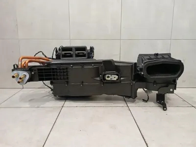 FERRARI 812 SUPERFAST F152M HEATER UNIT EVAPORATOR 89052300 RIGHT HAND DRIVE RHD