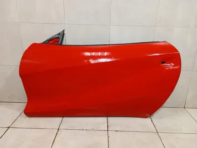 FERRARI 812 SUPERFAST F152M LEFT FRONT DOOR 88714311 RIGHT HAND DRIVE RHD