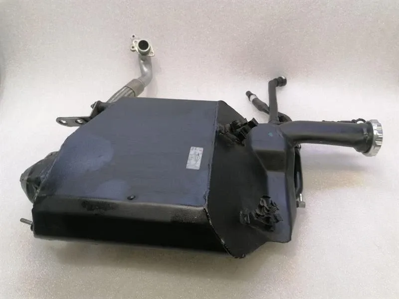 Ferrari 812 Superfast F152M oil oil tank 333831 oil tank-