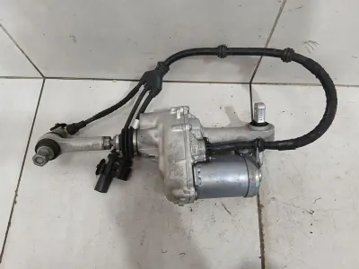 Ferrari GTC4 Lusso T 3.9 V8 F151M Steering Rack 330992 Rear RH Steering Rack