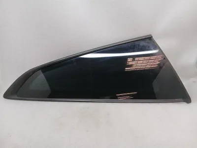 Ferrari GTC4 Lusso F151M Right Rear 1/4 Glass 87916400 Door Panel 1/4 Rear RH-