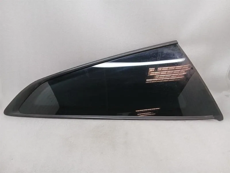 Ferrari GTC4 Lusso F151M Right Rear 1/4 Glass 87916400 Door Panel 1/4 Rear RH-