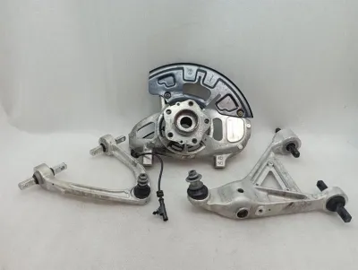 Ferrari 812 Superfast F152M Right Front Hub 328040 Wheel Bearing Housing Front Right-