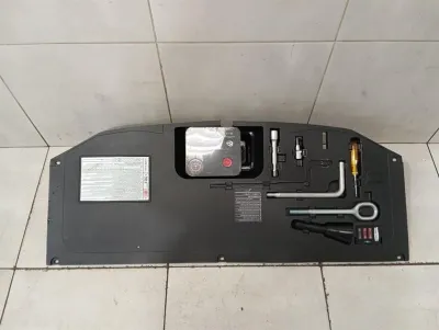 Ferrari 812 Superfast F152M Saver Kit 318853 Tire Inflator