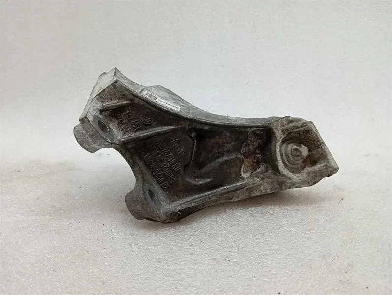 BMW 5 Series F90 G30 M5 Engine Mount 7853648 Engine Mount