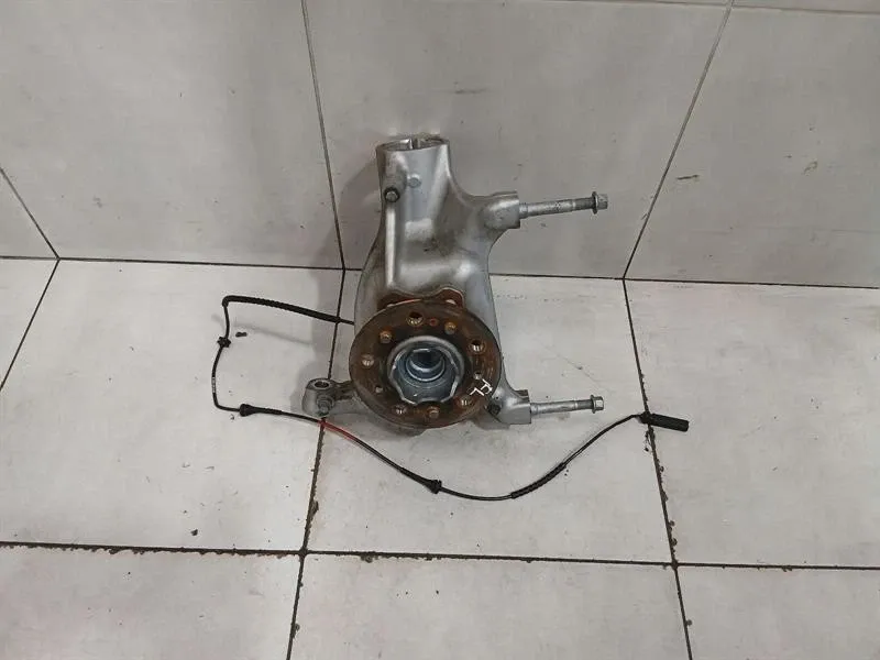 BMW 4 G83 M4 Left Front Hub 31218095649 AWD Wheel Bearing Housing Front Left -