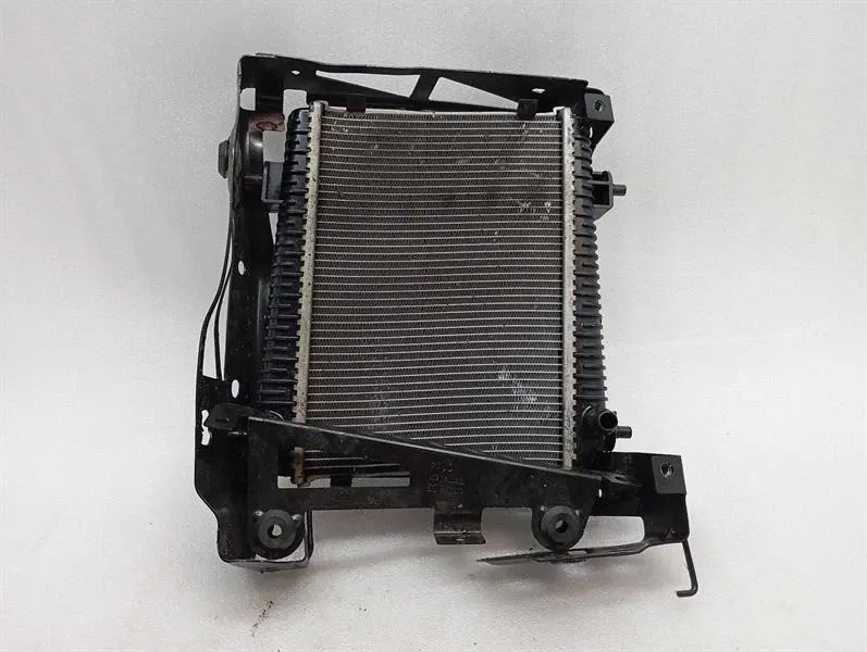 BMW 4 G83 M4 Water Radiator 17118095285 LEFT DEFECTS Water Cooler Radiator