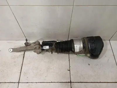 BMW 7 series G11 shock absorber front left 6899037 shock absorber front left-