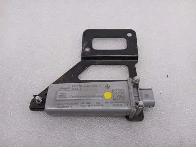 Ferrari GTC4 Lusso T 3.9 V8 F151M Aerial / Antenna 314817 Antenna