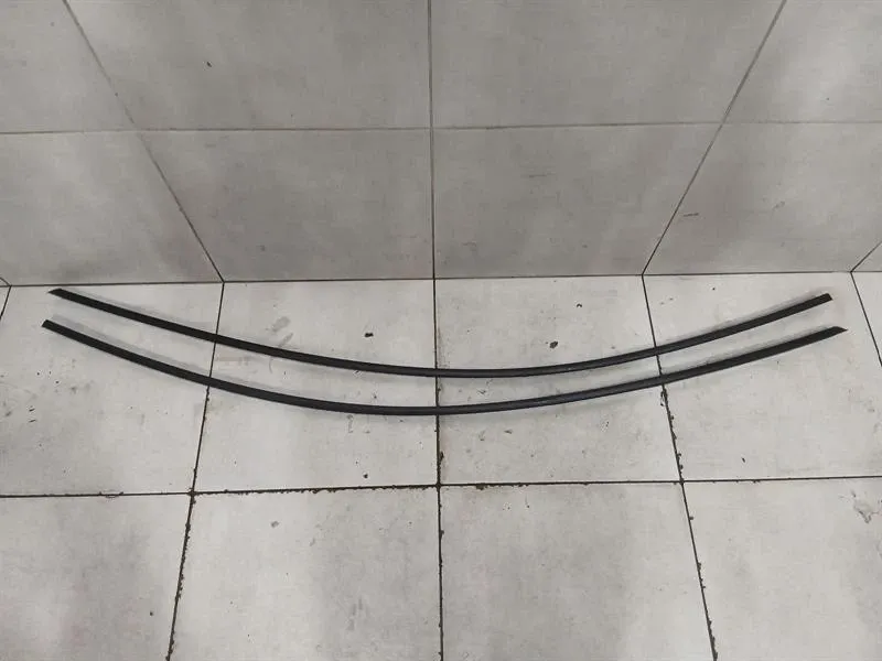 Ferrari GTC4 Lusso T 3.9 V8 F151M Body Molding 87812100 SET Strip -