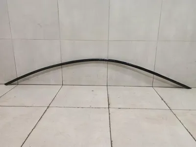 Ferrari 812 Superfast F152M Right Roof Molding 88069500 ​​Right Bar -