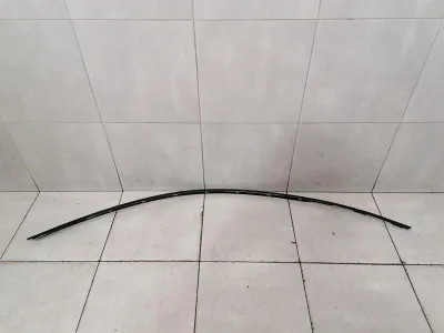 Ferrari 812 Superfast F152M Left Roof Molding 88069400 Left Bar -
