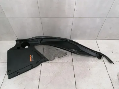 Ferrari 812 Superfast F152M Left Engine Compartment Cover 89187400 Right Hand Drive-