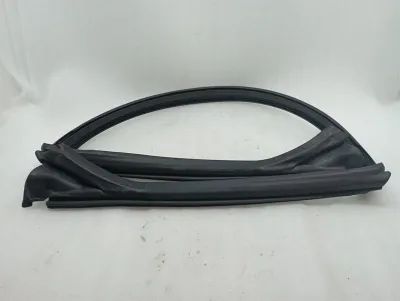 FERRARI CALIFORNIA T F149 WINDSCREEN SEAL 69758000 WINDSHIELD SEALS-