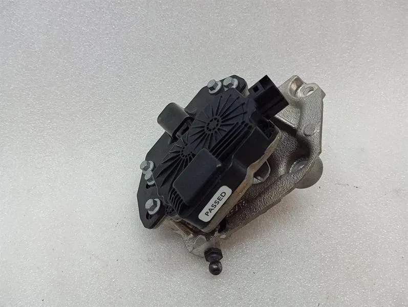 Aston Martin DBS AM7 Left Bonnet Lock HY53-16700-AH Bonnet Lock Left-