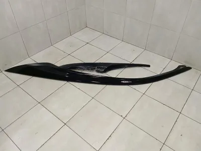 ASTON MARTIN DBS DB11 AM7 Left Body Molding set HY53-519A37-HB Left bar