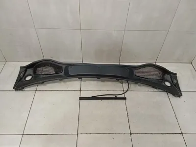 ASTON MARTIN DBS SUPERLEGGERA AM7 COWL TRIM HY53-219000-AE RIGHT HAND DRIVE RHD-