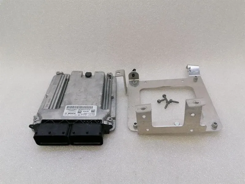 Aston Martin DBS AM7 18-24 Engine ECU A0939010800 Engine Control Unit V12 5.2-