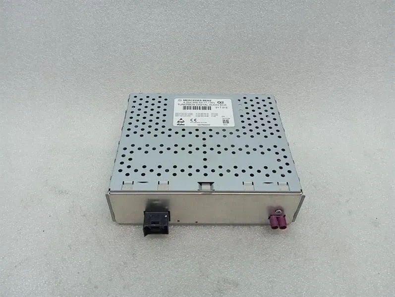 Aston Martin DBS SUPERLEGGERA AM7 18-24 Tuner Box Digital Audio A2229005317 -