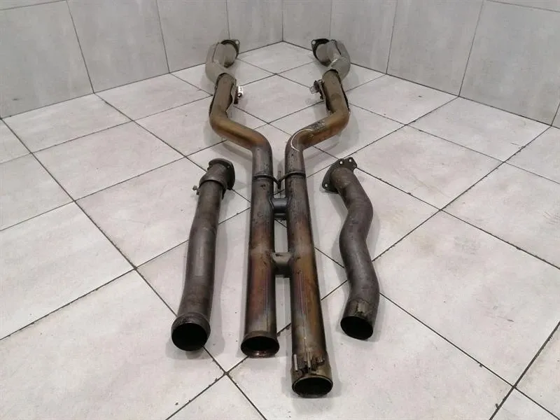 Aston Martin DBS Superleggera AM7 18-24 Exhaust Pipe HY53-5220-AC Exhaust -