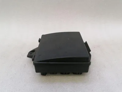 Aston Martin Rapide 10-14 Fuse Box AD43-14A173-AA Fuse Box-